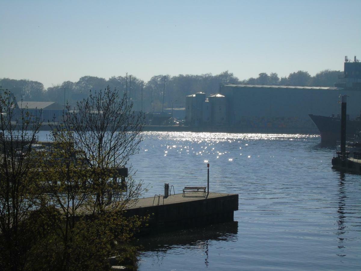 Apart111 Apartament Rodzinny 3 Pokoje - 2 Sypialnie- Sauna, Silownia Kołobrzeg Eksteriør bilde